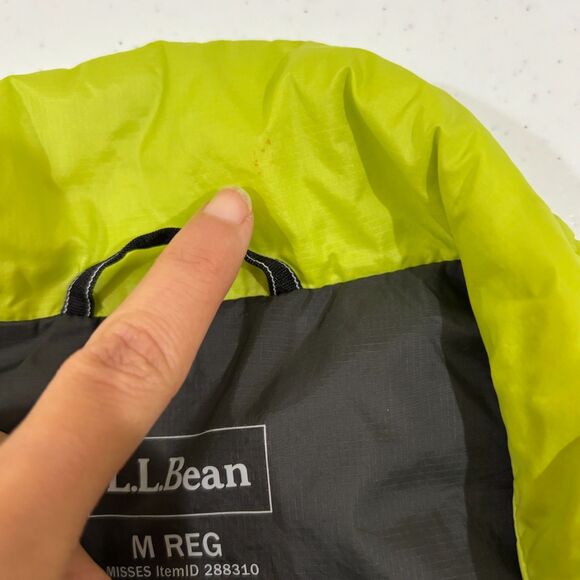 LL Bean Primaloft Green Puffer Vest Women M Full Zip Quilted Packable Outdoor - Picture 8 of 8
